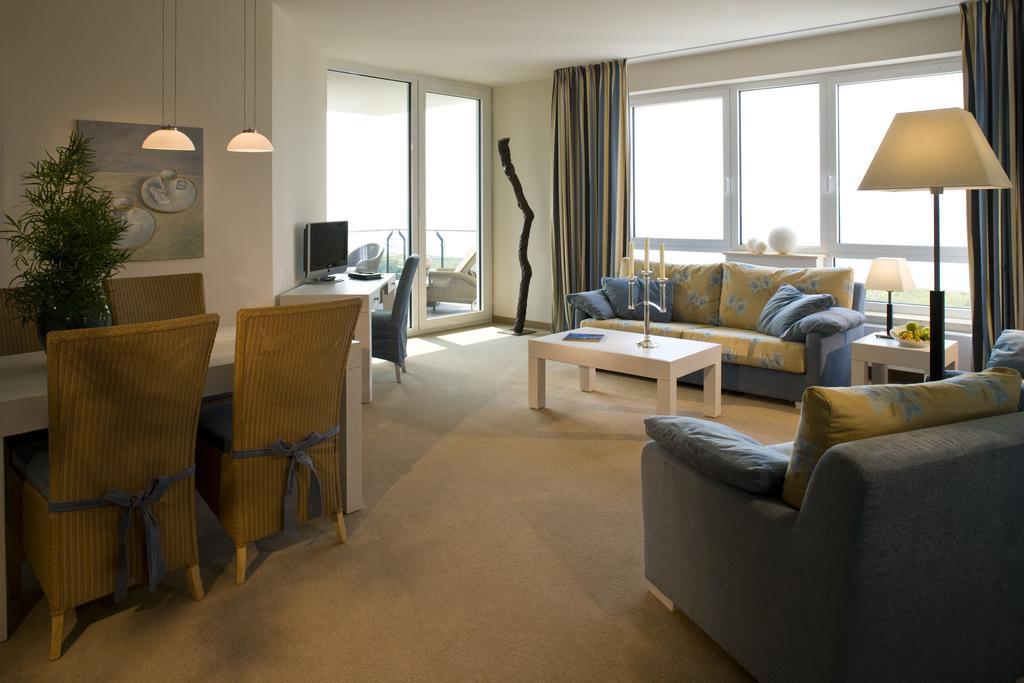 Strandhotel Dünenmeer - Adults only Dierhagen Habitación foto